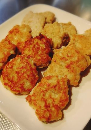 【離乳食後期～】豆腐挽き肉ハンバーグ-レシピのメイン写真