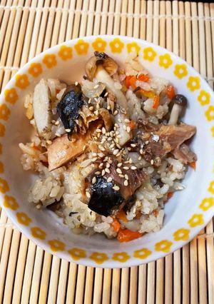 サバ味噌缶で簡単　炊き込みご飯-レシピのメイン写真