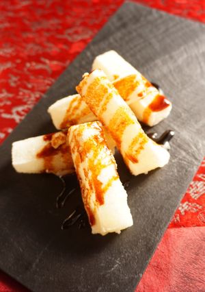 残ったお餅で！揚げ餅の黒蜜がけ-レシピのメイン写真