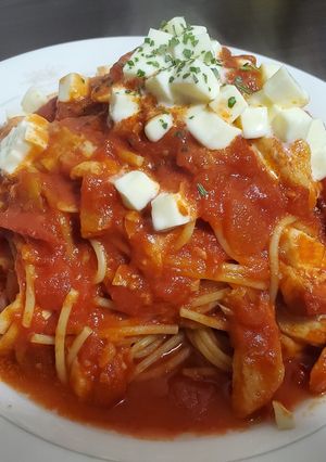 サラダチキンで★トマトソースパスタ-レシピのメイン写真