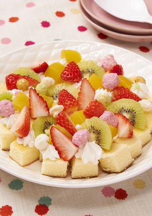 ちらし寿司風☆カラフルフルーツケーキ-レシピのメイン写真