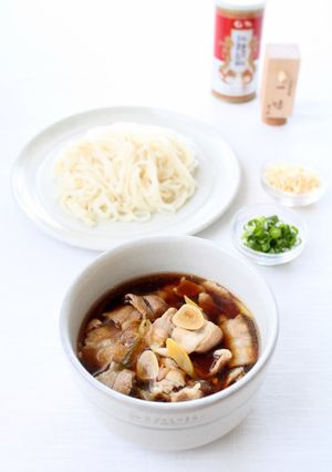 簡単美味しい【豚にんにくつけ汁うどん】-レシピのメイン写真