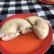 オレンジピールとクリームチーズのベーグル