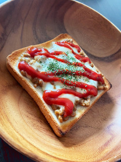 ピザ風納豆トースト-レシピのメイン写真