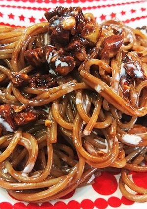 アーモンドチョコパスタ～日本酒仕立て～-レシピのメイン写真