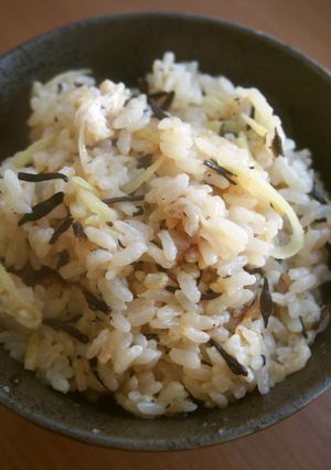 生姜・ひじきの炊き込みご飯♪生姜香る！-レシピのメイン写真