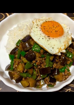 茄子そぼろご飯♡簡単で夏休みに最高〜😋-レシピのメイン写真