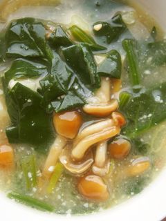ほうれん草・なめこのお味噌汁♪-レシピのメイン写真