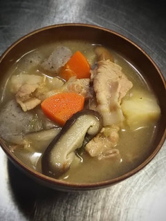 豚骨スープの豚汁(*≧∀≦*)-レシピのメイン写真