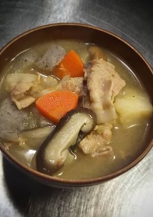 豚骨スープの豚汁(*≧∀≦*)-レシピのメイン写真