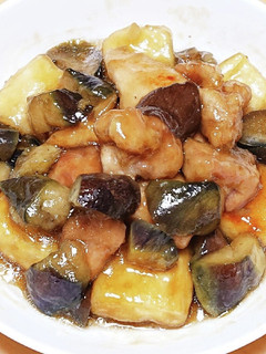 ポンの高野豆腐と茄子と鶏モモ肉の甘辛煮-レシピのメイン写真