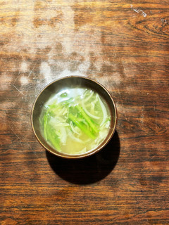 豆苗と根菜の味噌汁-レシピのメイン写真