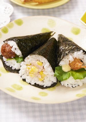 家族みんなで！バラエティー手巻き寿司-レシピのメイン写真