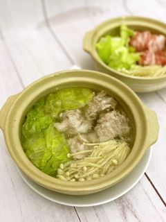 簡単美味しいレタスと豚肉のしゃぶしゃぶ鍋-レシピのメイン写真