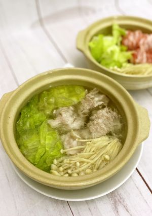 簡単美味しいレタスと豚肉のしゃぶしゃぶ鍋-レシピのメイン写真