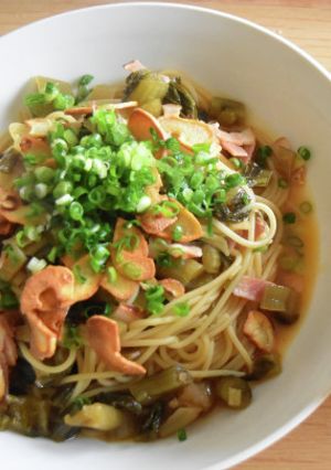 野沢菜とベーコンのペペロンチーノ-レシピのメイン写真