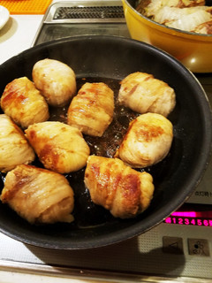 すき焼きのタレで、がっつり肉巻きおにぎり-レシピのメイン写真