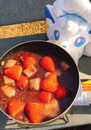 2つの食感が楽しめる苺丸ごとお汁粉-レシピのメイン写真