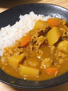 カレー粉で!日本風カレー-レシピのメイン写真