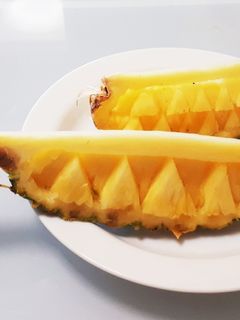 パイナップル飾り切り(三角ギザギザ)-レシピのメイン写真