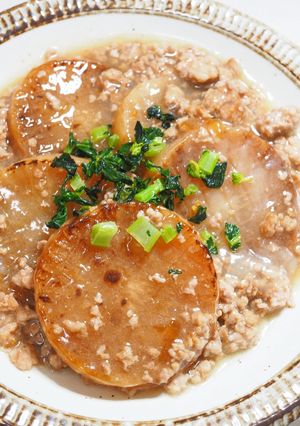 大根ステーキ豚そぼろ餡かけ-レシピのメイン写真