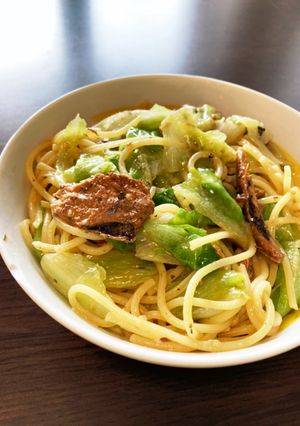 節約ランチ☆レタスとさんま缶の和風パスタ-レシピのメイン写真