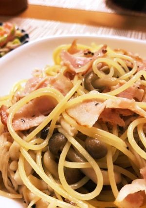 簡単◎ベーコンきのこのバジルオイルパスタ-レシピのメイン写真