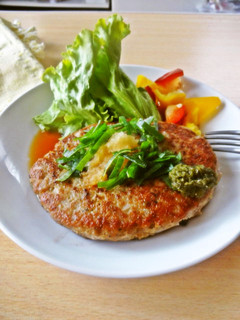 もちもちシャキシャキ蓮根のハンバーグ-レシピのメイン写真