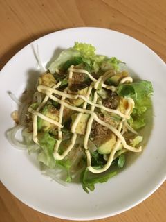 アボカドとレタスのサラダ-レシピのメイン写真