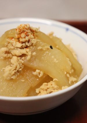 簡単♪美味♪レンジ大根と鶏ミンチの炒め煮-レシピのメイン写真