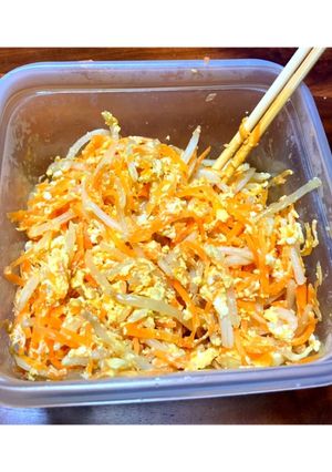 簡単１０分お弁当に♪レンジで人参しりしり-レシピのメイン写真