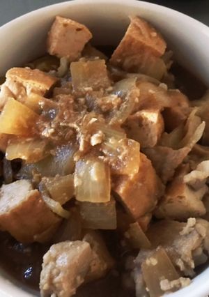厚揚げ、玉ねぎ、肉味噌煮込み-レシピのメイン写真