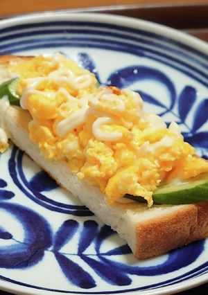 チーズ入りスクランブルエッグのトースト-レシピのメイン写真