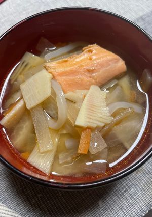 鮭のお雑煮-レシピのメイン写真