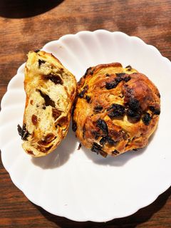 レーズンチーズ丸パン-レシピのメイン写真