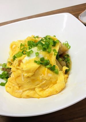 オムじゃが　簡単肉じゃがリメイク-レシピのメイン写真