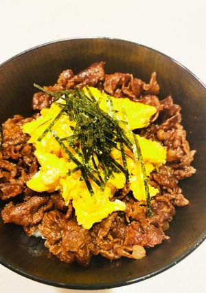 牛たまそぼろ丼-レシピのメイン写真