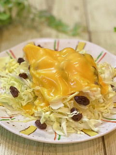 キャベツのレーズンマヨチーズ蒸し-レシピのメイン写真