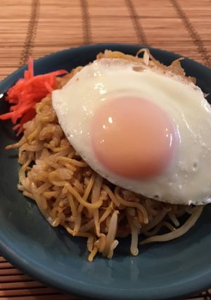材料4つ！簡単de満足♪そば飯-レシピのメイン写真