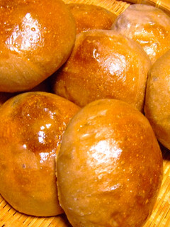 黒豆パン 煮汁も使用でふんわり効果-レシピのメイン写真