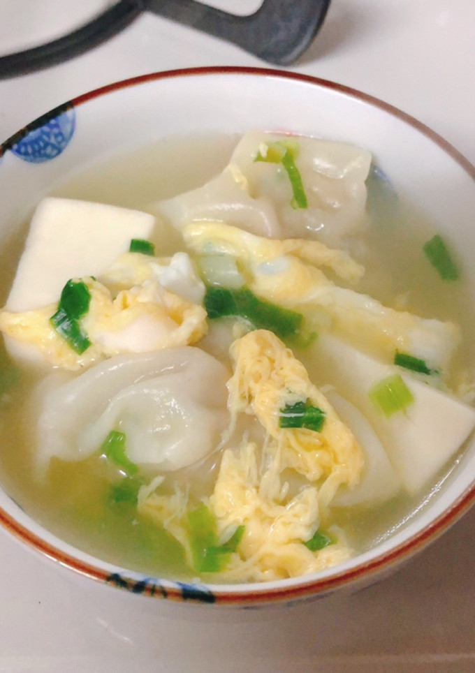 簡単❤豆富と玉子のスープ(餃子入り)-レシピのメイン写真