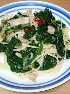 ほうれん草とベーコンのパスタ(中華だし)-レシピのメイン写真