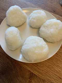 簡単 鍋で炊いた米の塩むすび 土井善晴-レシピのメイン写真