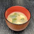 志学のおだしdeわかめと豆腐のお味噌汁