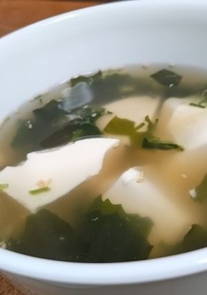 （市販のスープ使用）豆腐入りわかめスープ-レシピのメイン写真