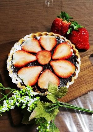 クランチ入りイチゴの生チョコタルト-レシピのメイン写真