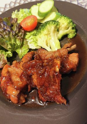 ポーク スペアリブと玉ねぎでコーラ煮-レシピのメイン写真