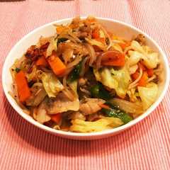 รูปของ 創味シャンタンで激うま本格野菜炒め