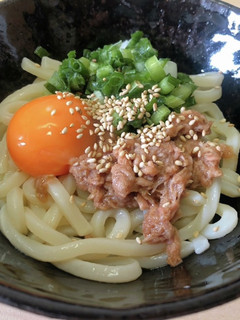 簡単ランチ!牛しぐれ風甘辛ツナうどん-レシピのメイン写真