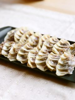 紫キャベツ「紫丸」の蒸し餃子-レシピのメイン写真